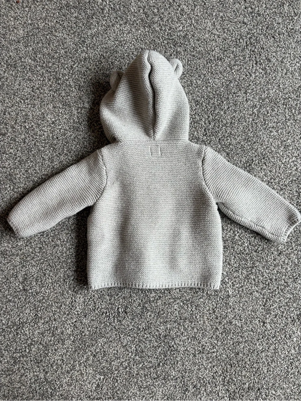 Baby Gap Baby Bear Cardigan - Grey Button Front Knit Cardigan size 6-12 months